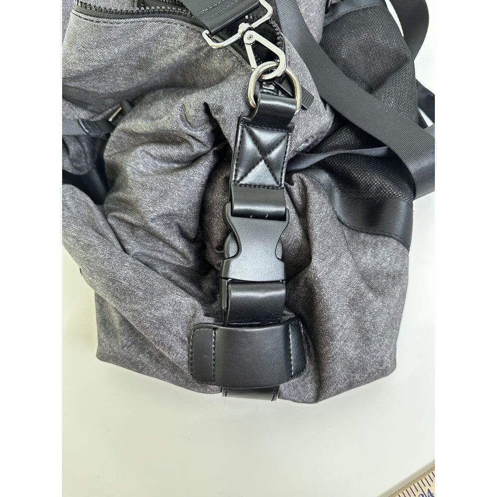 Fabletics‎ Gym Bag Beach Yoga Crossbody Tote Travel Duffel Workout Pilates - Picture 12 of 16